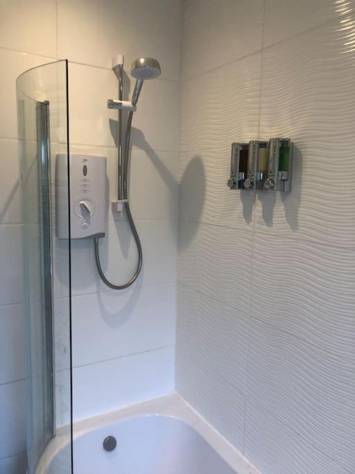 Modern And Comfortable Stay In Morecambe Exterior photo